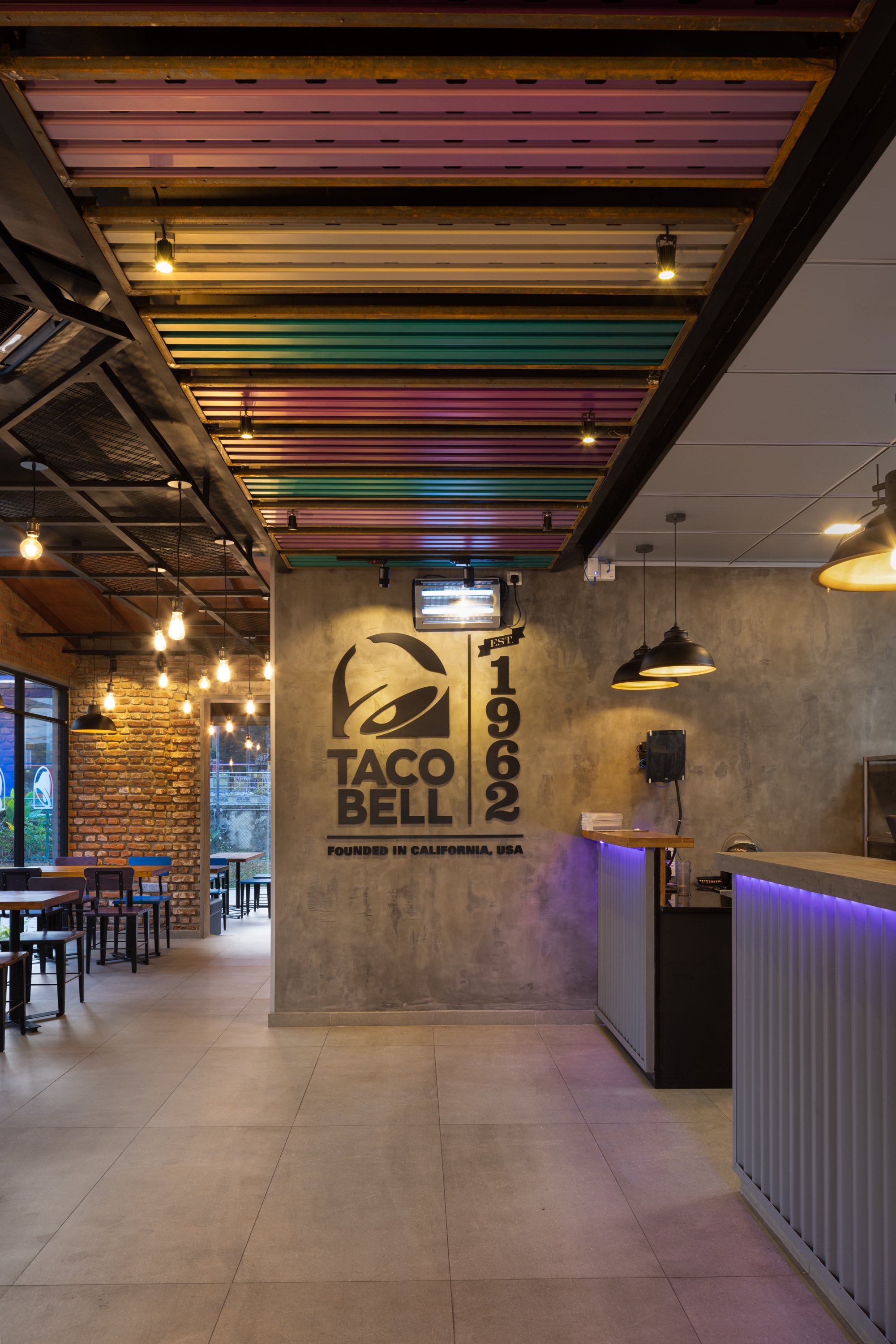 TACO BELL